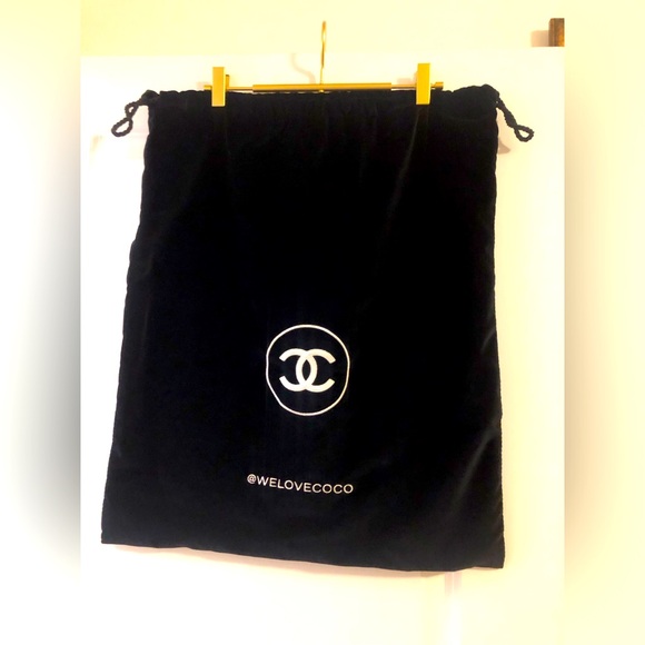 Chanel Velvet Oversized Drawstring Bag/ Pouch ๐ - Picture 1 of 6